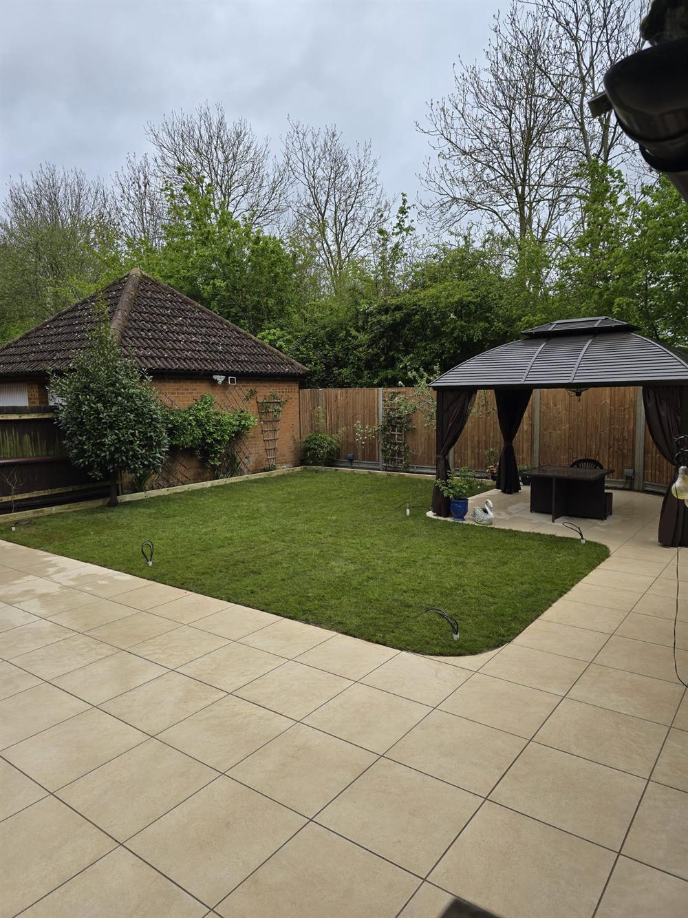 Garden landscaping in Milton Keynes — new lawn, patio and gazebo